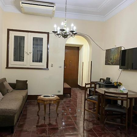 Beautiful Apartment In The Heart Of Kairo Eksteriør billede